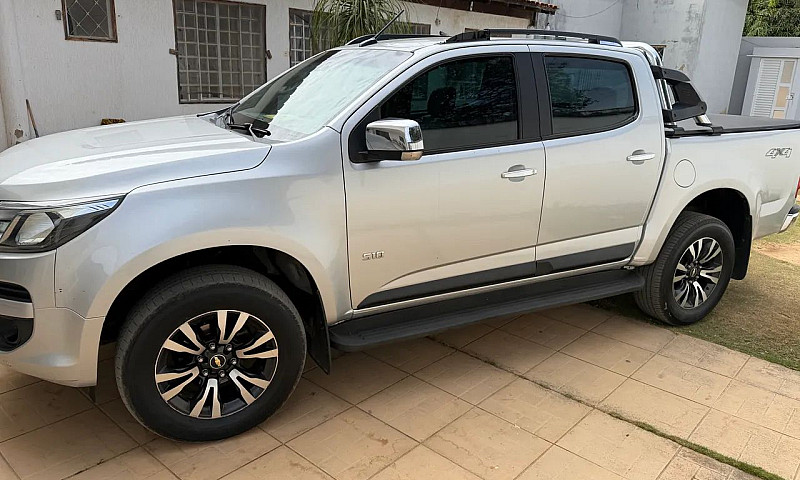 Chevrolet S10 Pick-U...