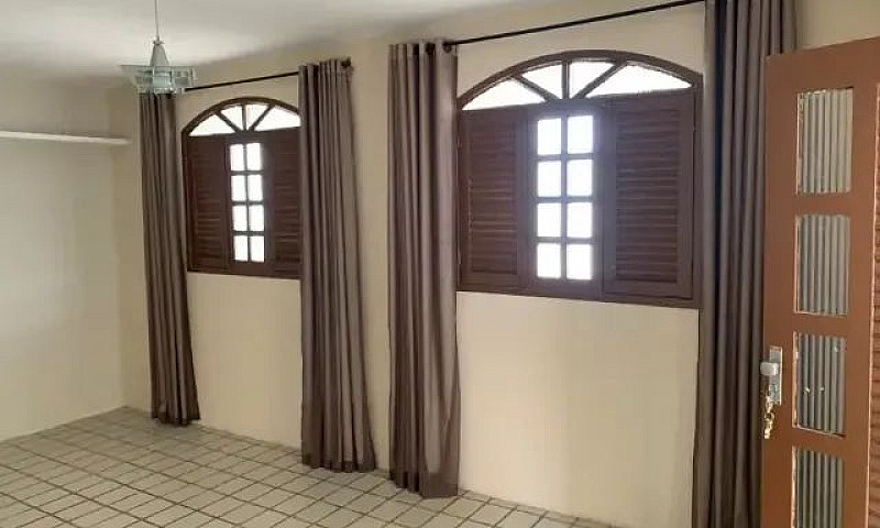 Casa Ampla Messejana...