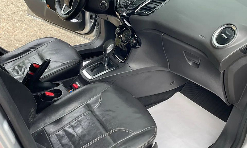 Ford Fiesta Tit./Tit...