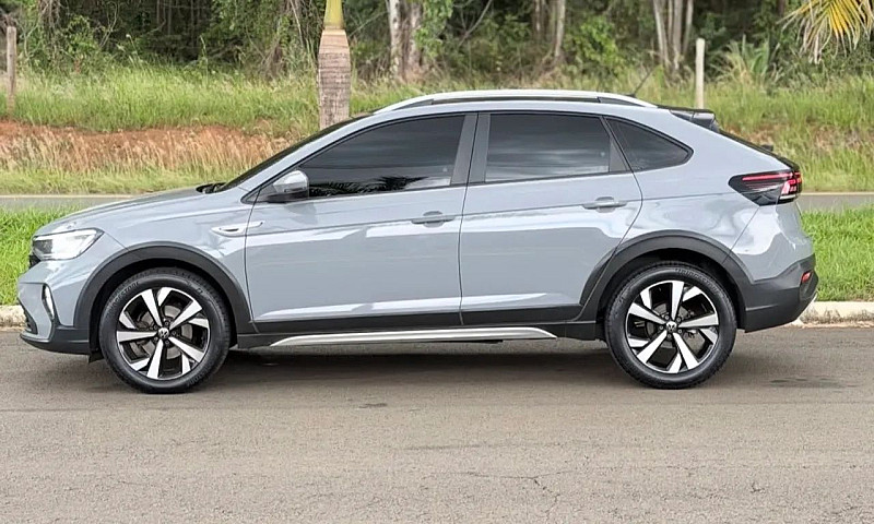 Volkswagen Nivus Hig...
