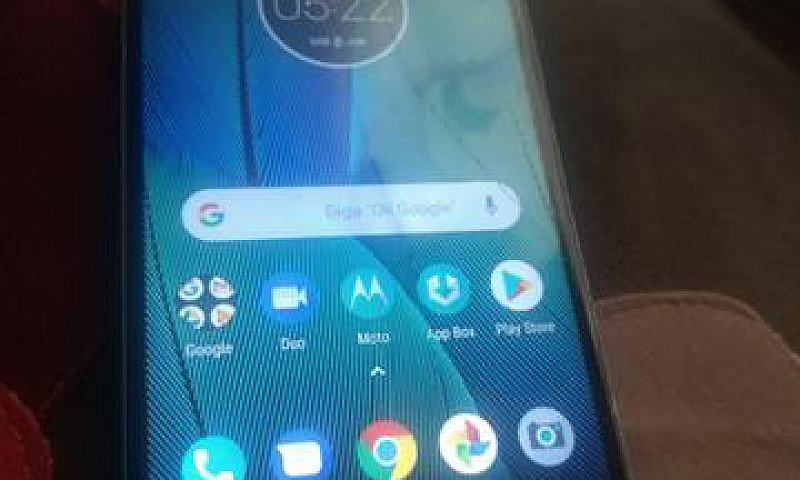 Moto G5S Plus...