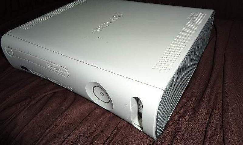 Xbox 360 Arcade Desb...
