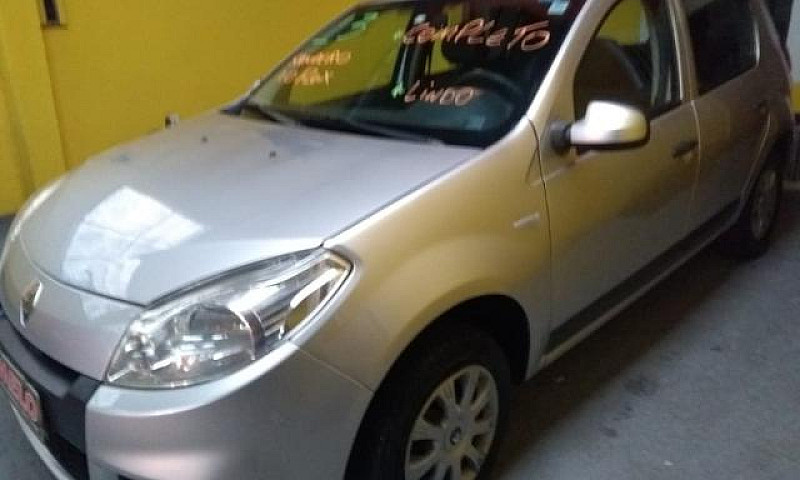 Renault Sandero 2012...