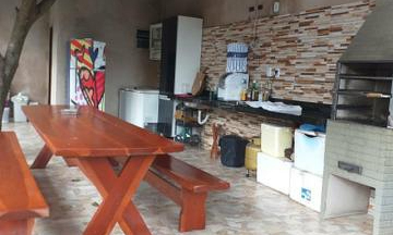 Vendo Casa Planejada...