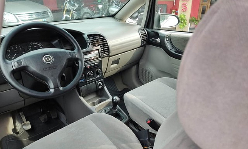 Chevrolet Zafira Cd ...