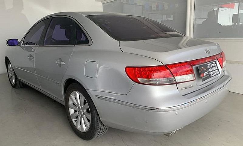 Hyundai Azera 3.3 V6...