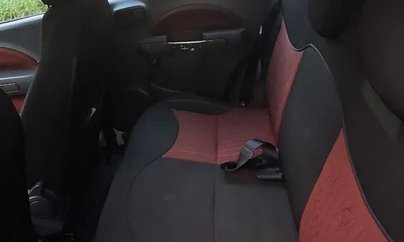 Vende-Se Uno Sportin...
