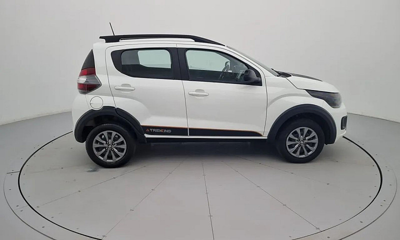 Fiat Mobi Trekking 1...