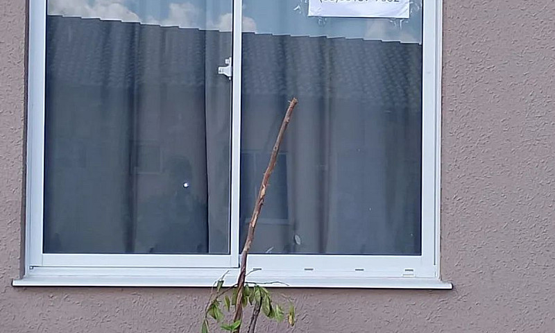 Casa Padrão Em Condo...