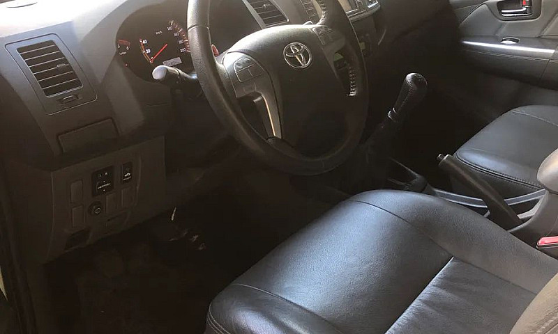 Toyota Hilux Cd Srv ...