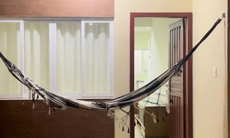 Casa Mobiliada, 2 Qu...