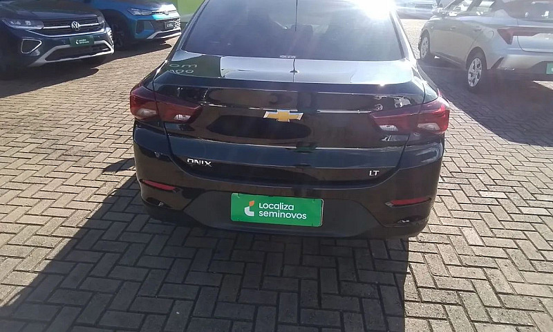 Chevrolet Onix Plus ...