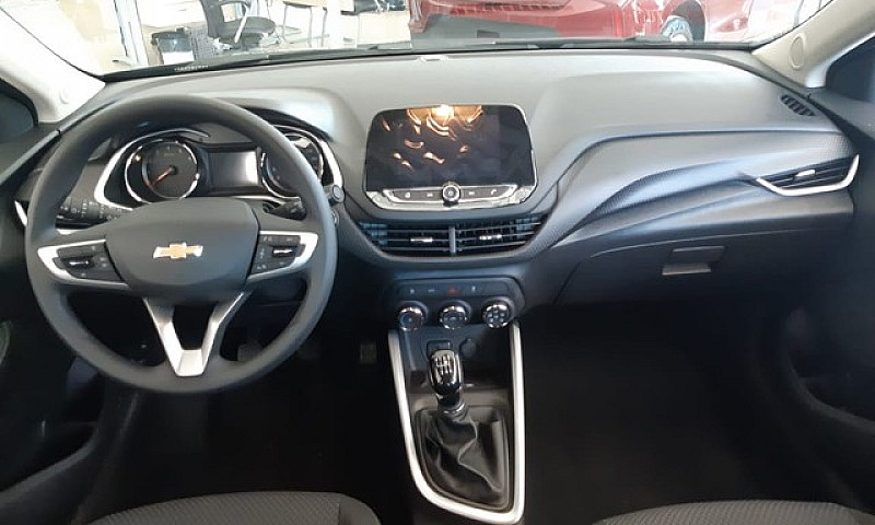 Chevrolet Onix Plus ...