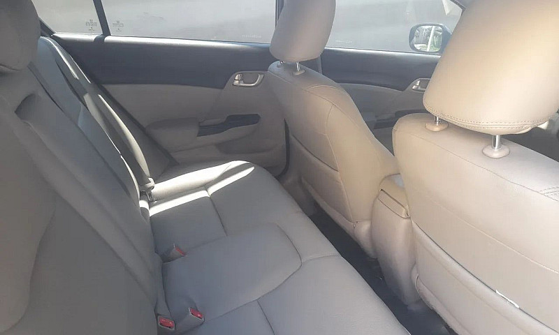 Honda Civic Sed. Lxl...
