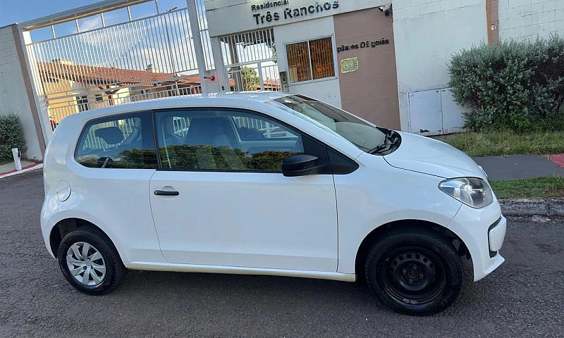 Volkswagen Up! Take ...