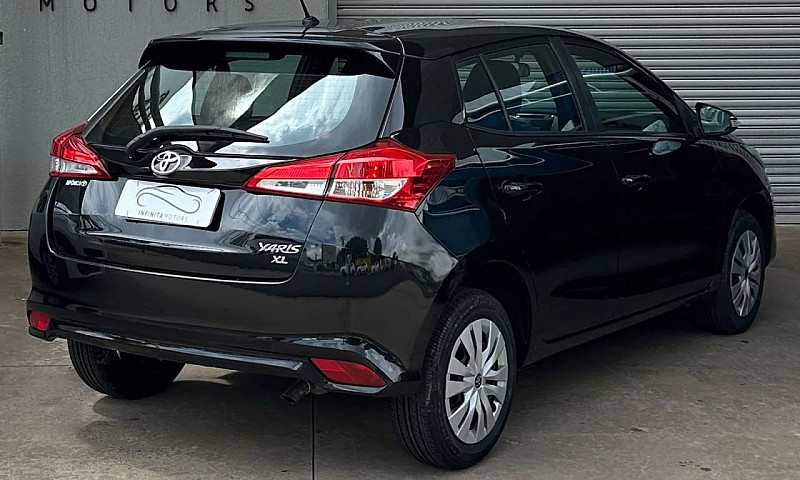 Toyota Yaris Xl 1.3 ...