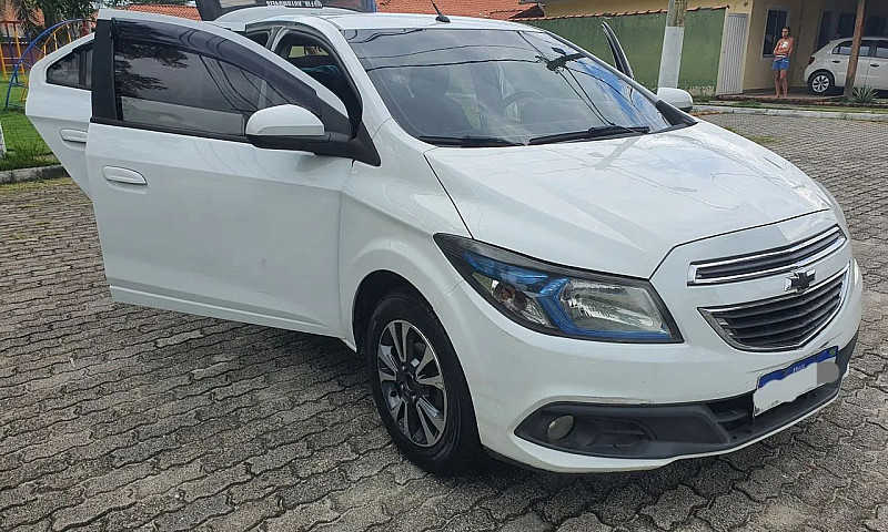 Chevrolet Onix Hatch...