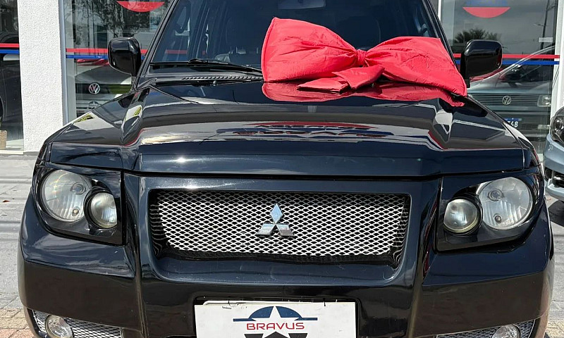 Mitsubishi Pajero Tr...