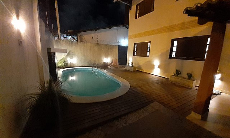 Casa Com Piscina Em ...