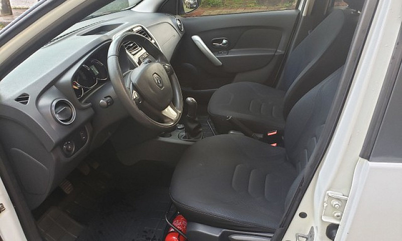 Sandero 1.6 Dynamiqu...