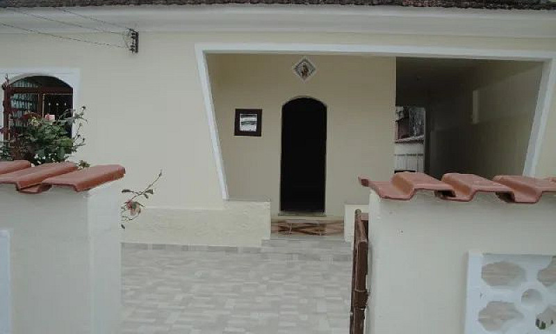 Casa Em Muriqui, Dis...
