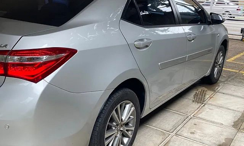 Corolla 2015...