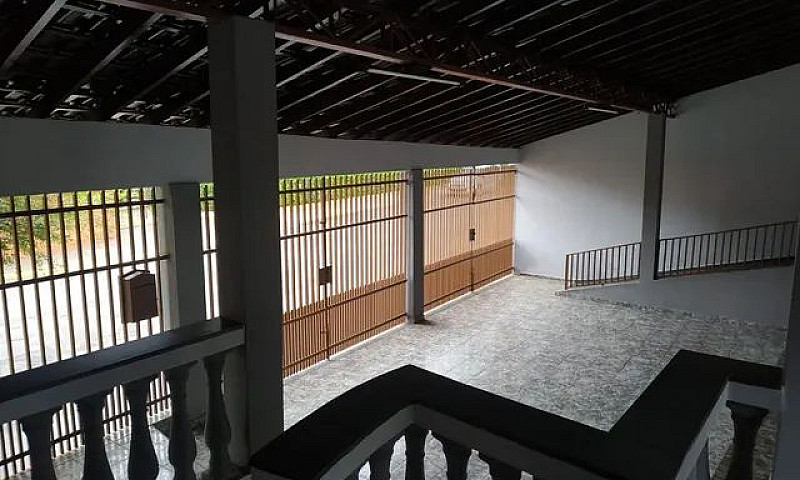 Casa A Venda...