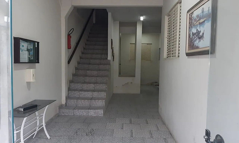 Aluga-Se Aptos 1 E 2...