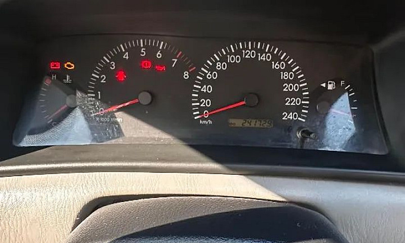 Vendo Corolla Xei 20...