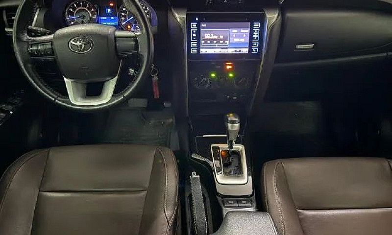 Toyota Hilux Sw4 Sr ...