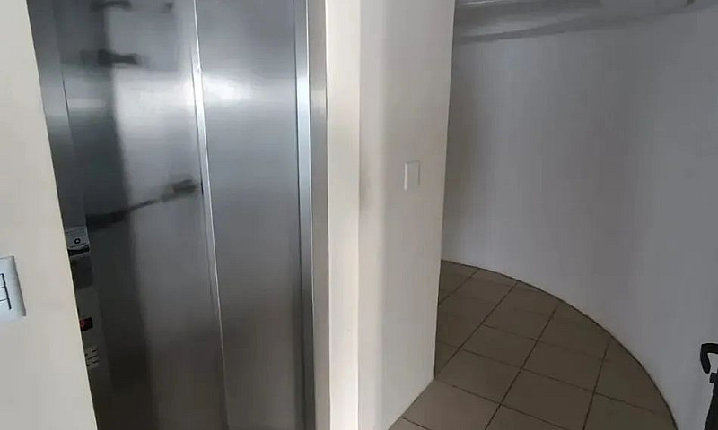 Alugo Apto 3 Quartos...