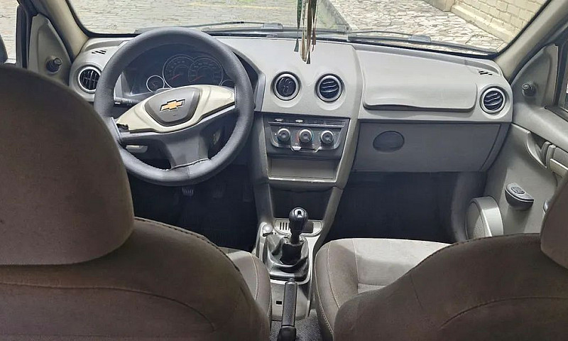 Chevrolet Prisma Sed...