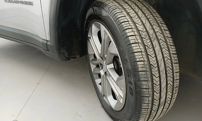 Jeep Compass Long. T...