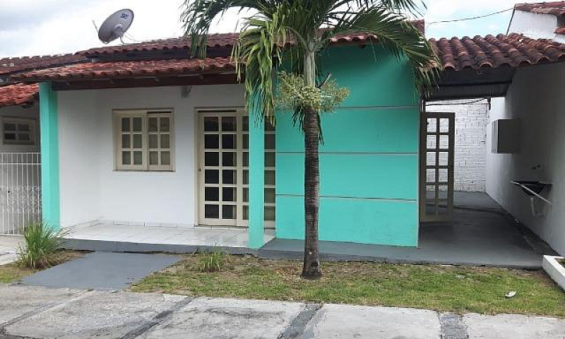 Casa Com 2 Dormitóri...