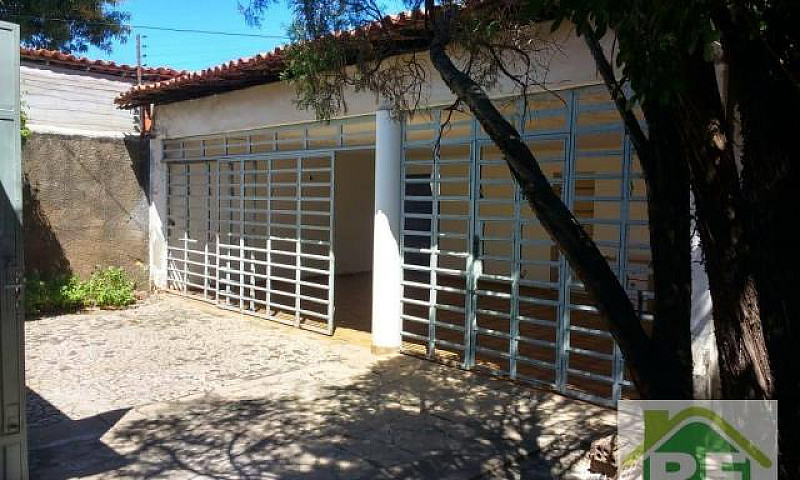 Casa Com 3 Dormitóri...
