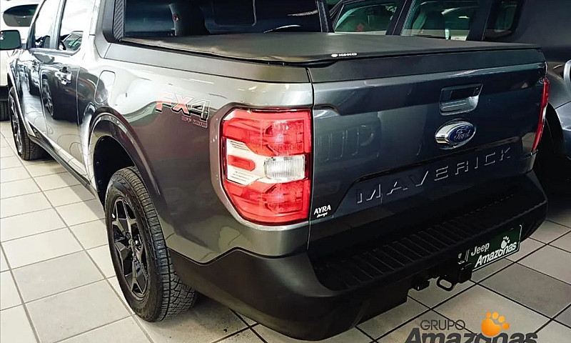 Ford Maverick Lariat...