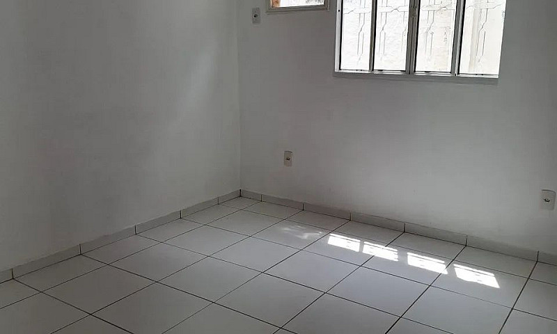 Alugo Casa Condomíni...