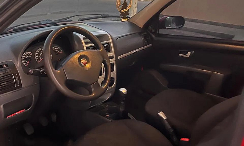 Fiat Strada Trekking...