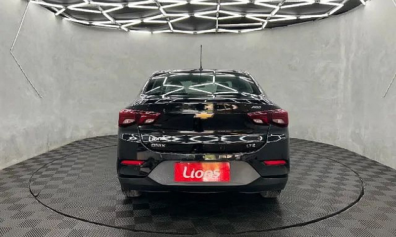 Chevrolet Onix Plus ...