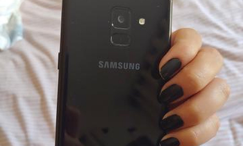 Live Demo Samsung A8...