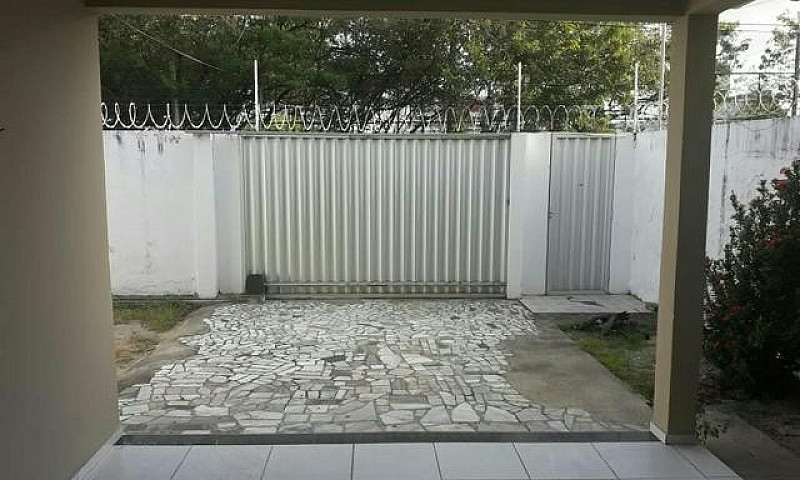 Casa 200M² Com 4 Qua...