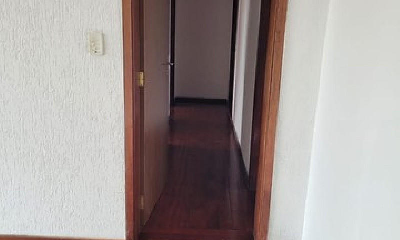 Alugo Apartamento 3/...