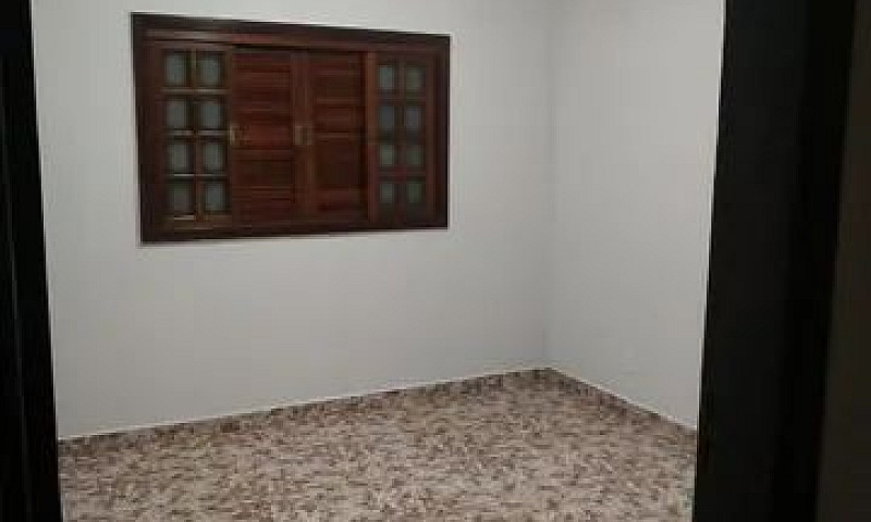 Casa A Venda...