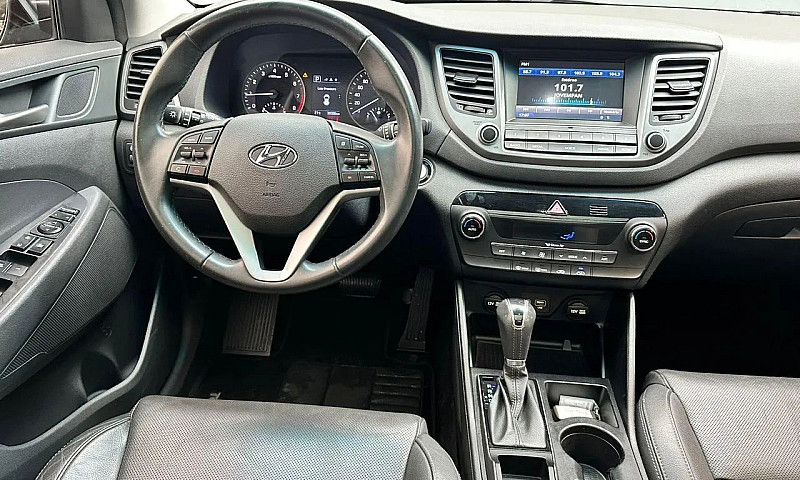 Hyundai Tucson Gls 1...