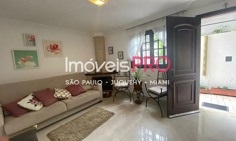 Casa No Campo Belo C...