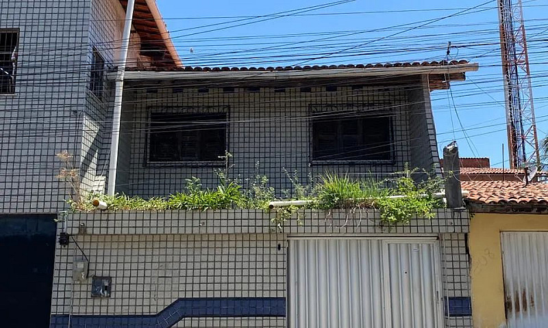 Ótimo Duplex Bem Loc...