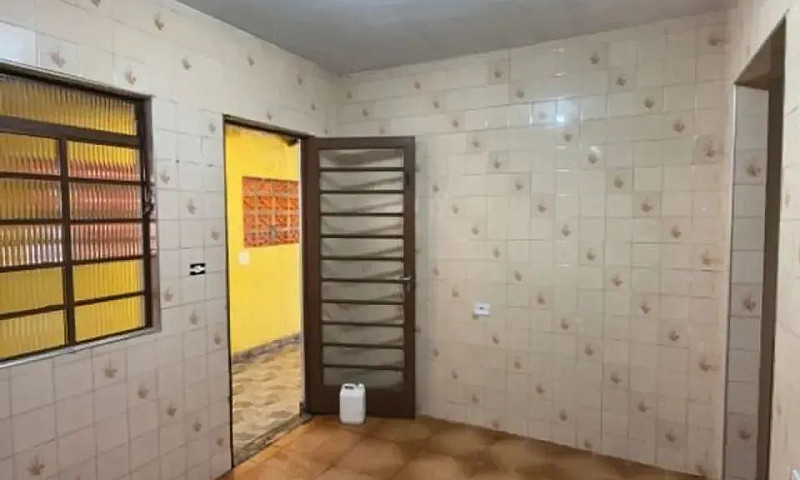 Casa Com 3 Dormitóri...