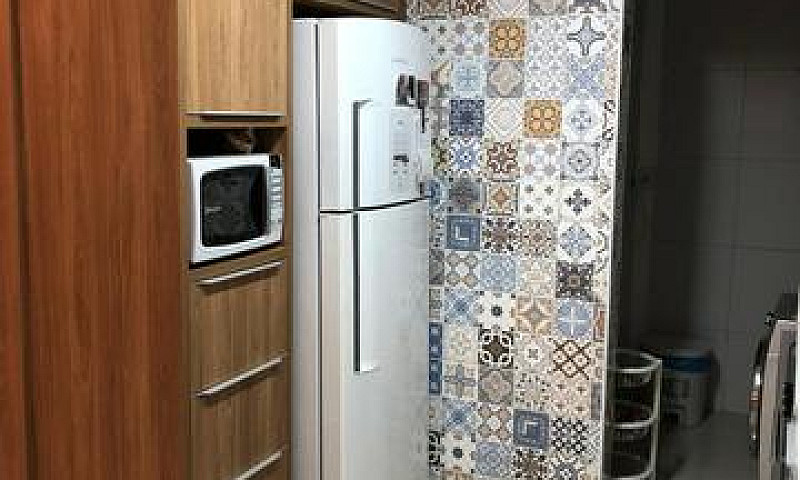 Vendo Um Apartamento...