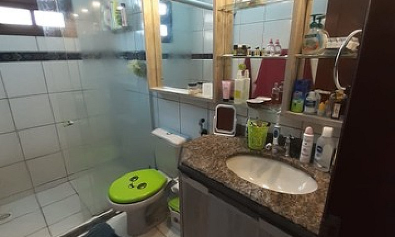 Casa Com Piscina Em ...