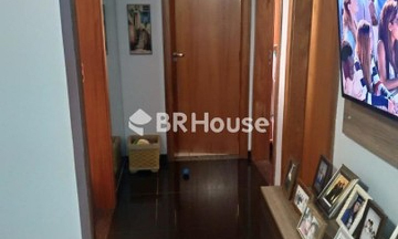 Brasília - Apartamen...